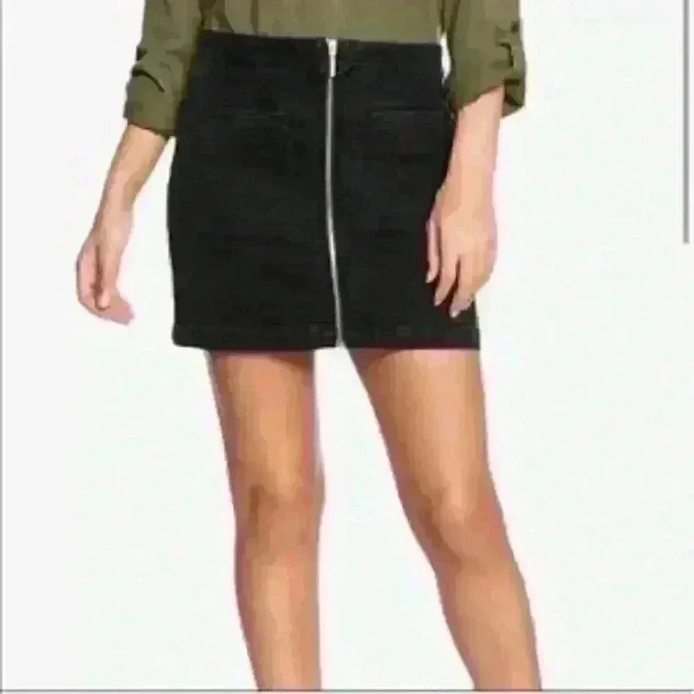 ROXY black mini skirt